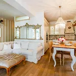 Myflat Kormoran Lakeside Apartment *