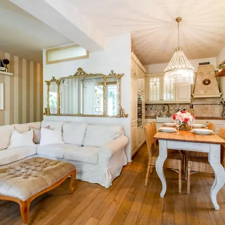 Myflat Kormoran Lakeside Apartment *