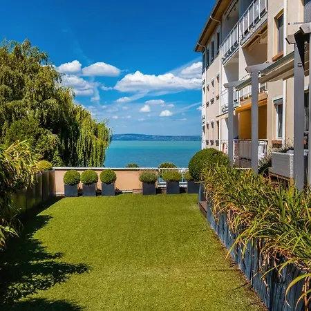 Myflat Kormoran Lakeside شقة